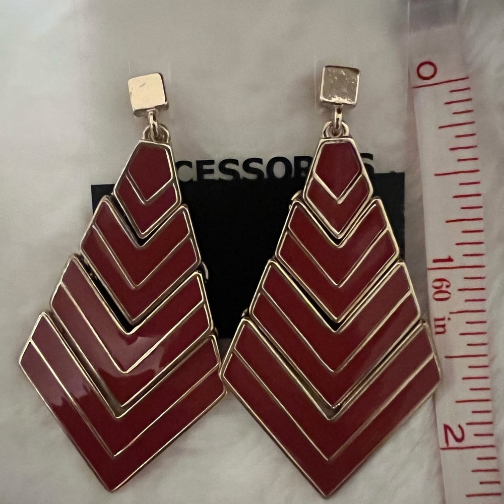 Old Navy red & gold played pierced earrings